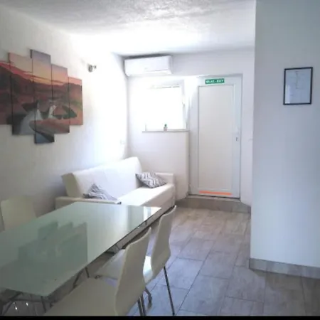 Apartmana&j1111 *